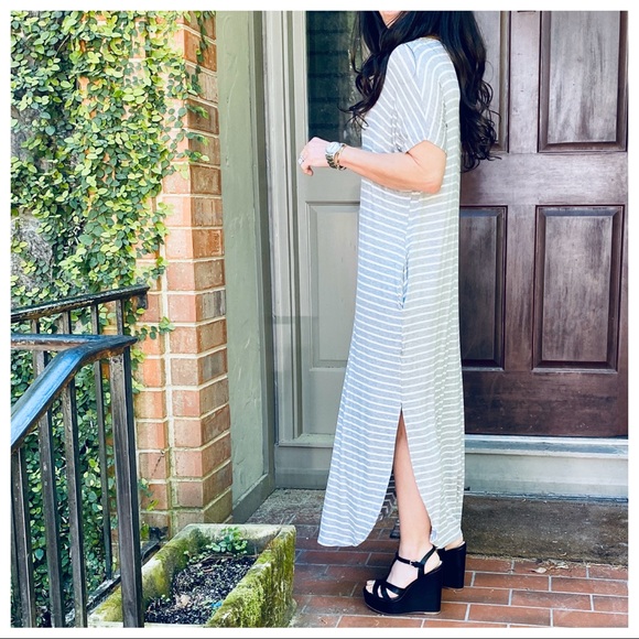 BEST SELLING DRESS V NECK LOOSE FIT SIDE POCKETS - Picture 3 of 7